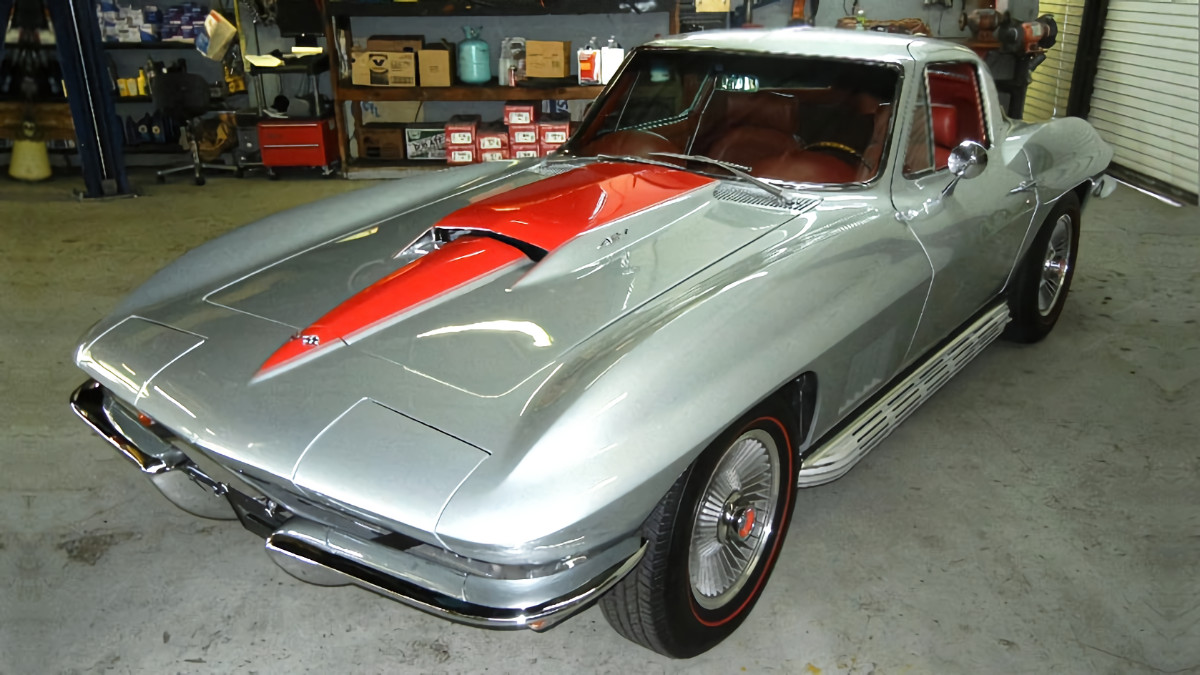 Click to Enlarge-Esc to Close Corvette Generations/C2/C2 1967 Grey 427ci 390hp .jpg
